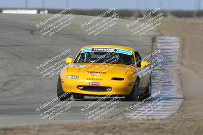 media/Oct-25-2025-CalClub SCCA (Sat) [[34c778dfbe]]/Group 5/Race/